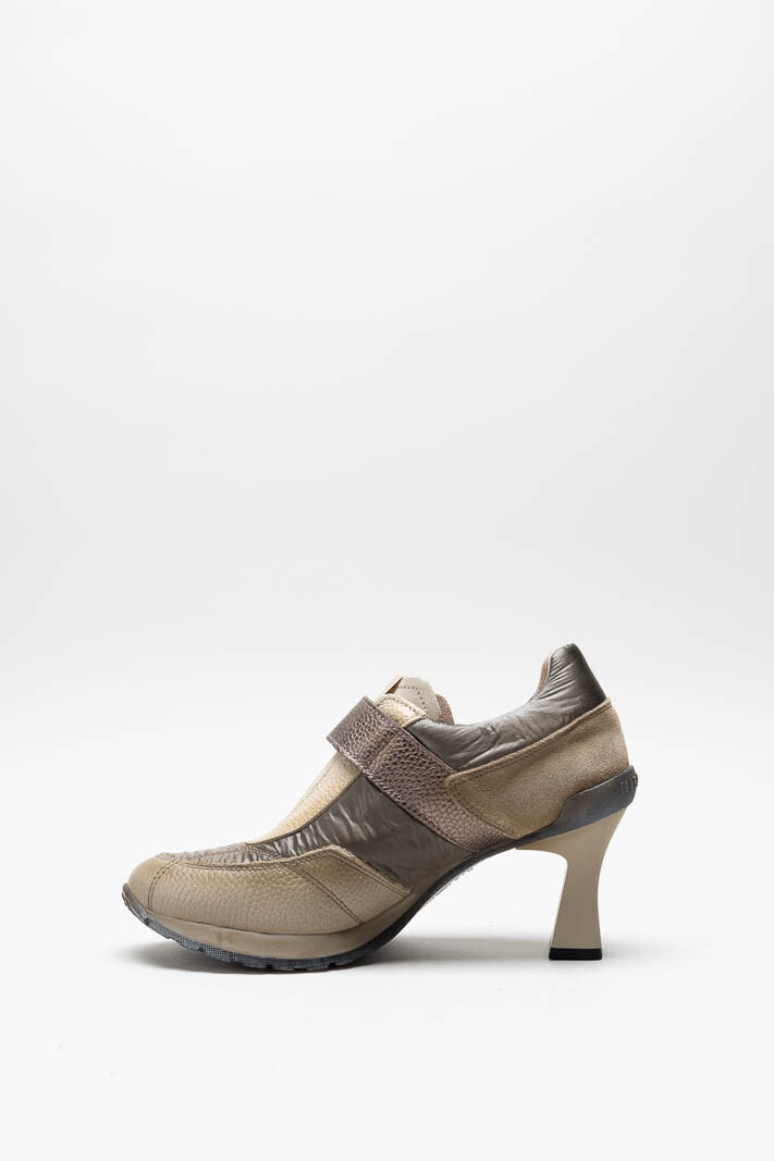 zoom in on Taupe Pump image Taupe Pump image