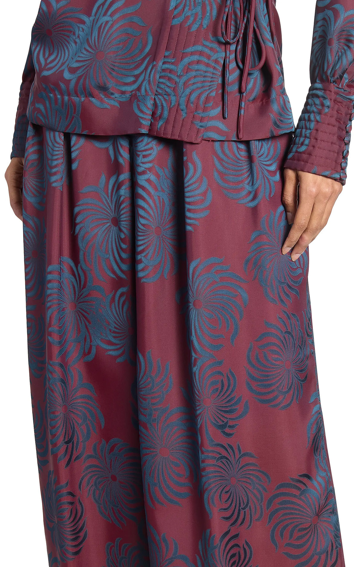 zoom in on Bordeaux Broek image Bordeaux Broek image