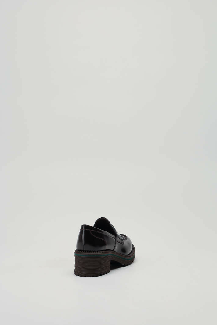 zoom in on Donkerbruin Mocassin hak image Donkerbruin Mocassin hak image