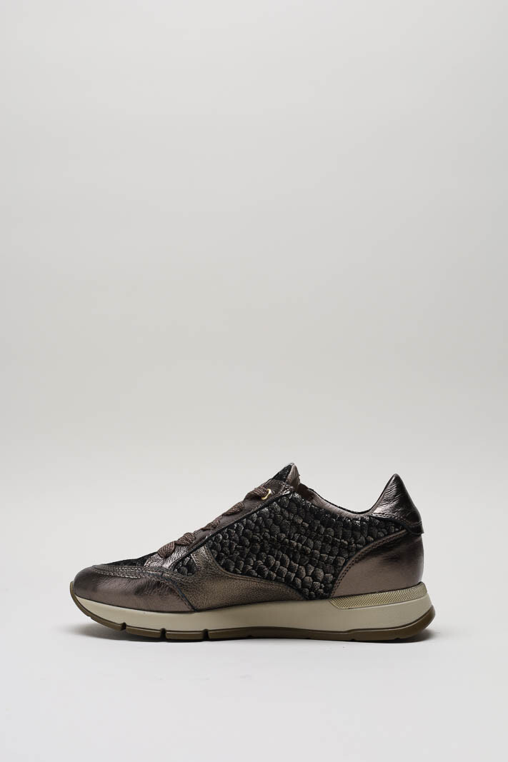 zoom in on Brons Sneaker image Brons Sneaker image