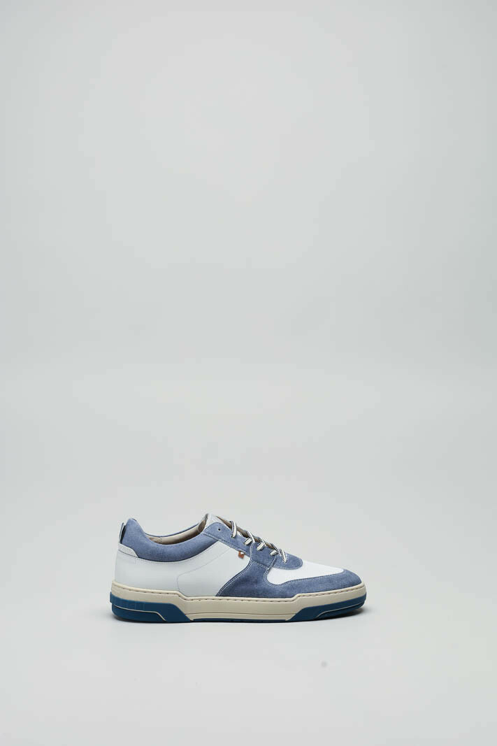 zoom in on Blauw Sneaker image Blauw Sneaker image