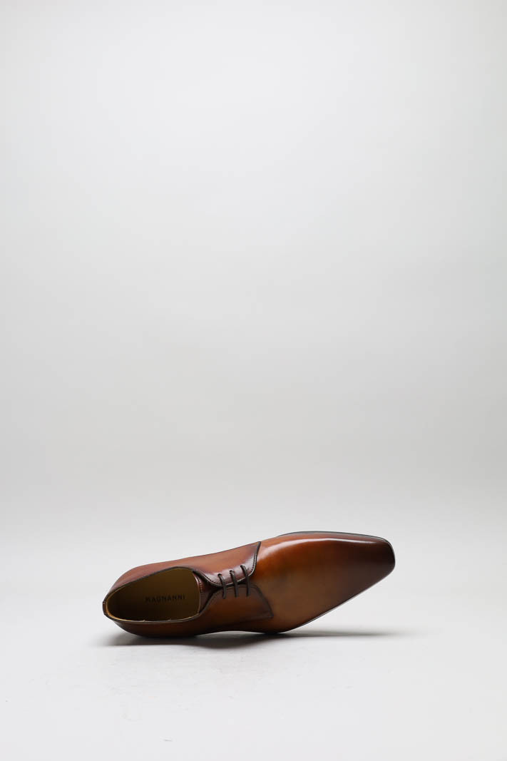zoom in on Cognac Veterschoen image Cognac Veterschoen image