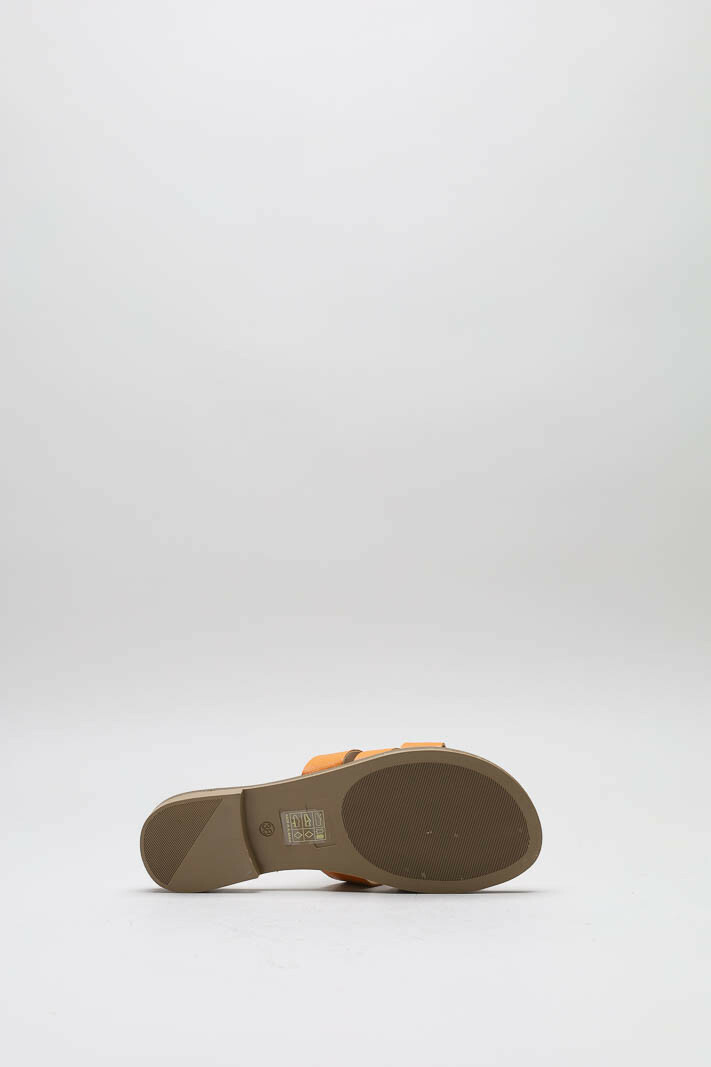 zoom in on Oranje Slipper image Oranje Slipper image