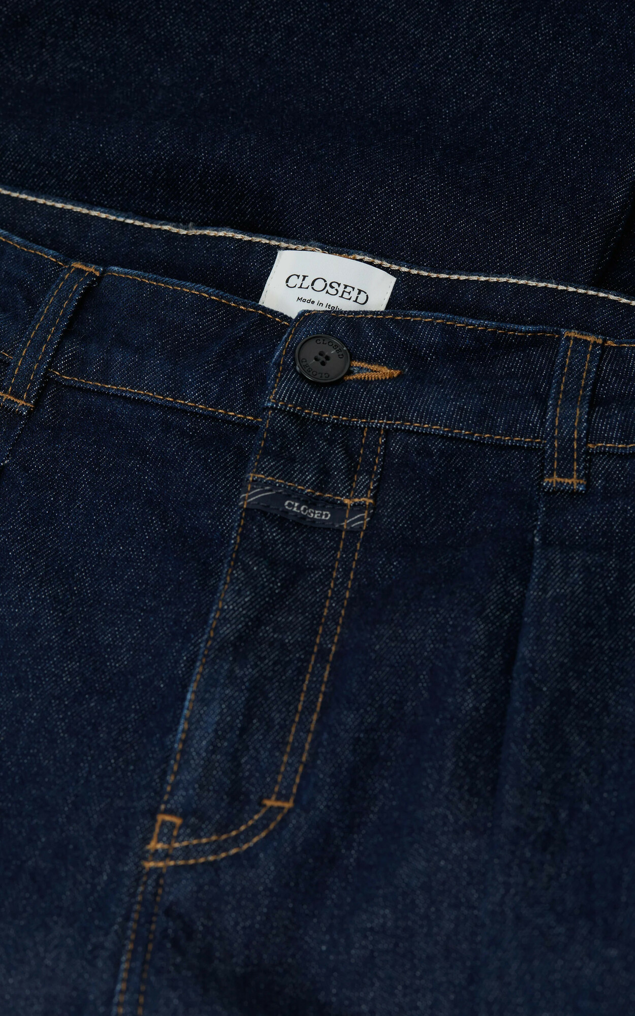 zoom in on Jeans Broek image Jeans Broek image