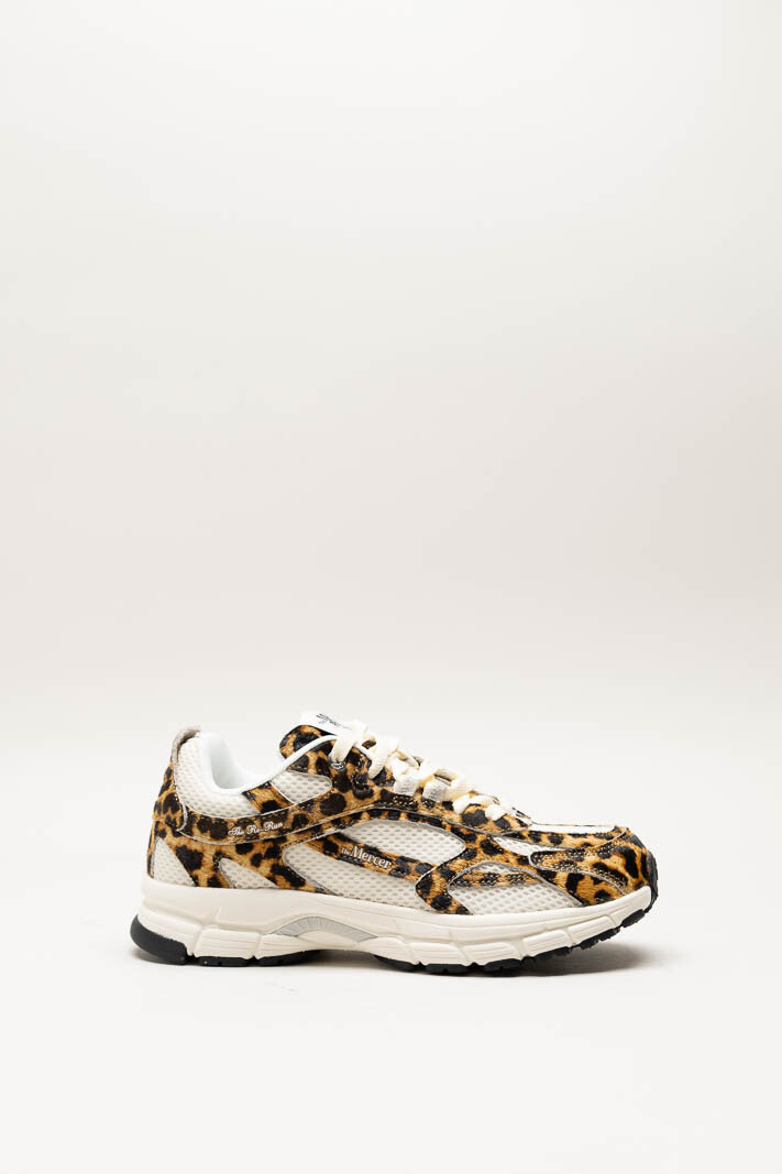 Bruin Sneaker