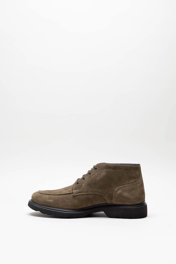 zoom in on Bruin Veterschoen hoog image Bruin Veterschoen hoog image