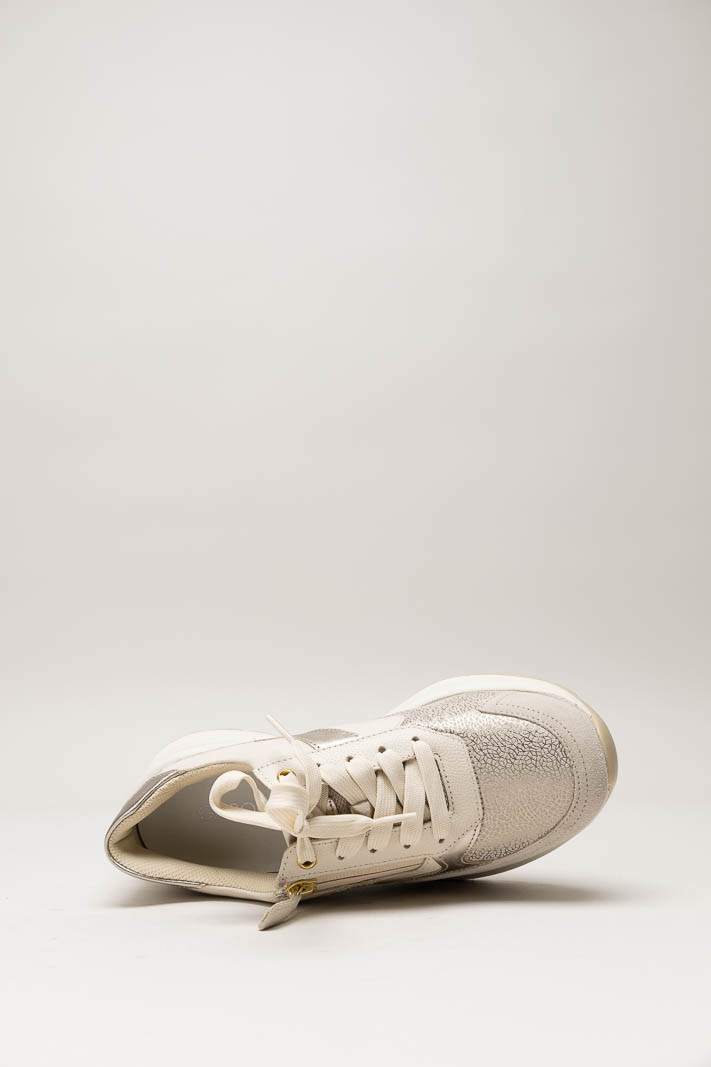 Lichtbeige Sneaker image