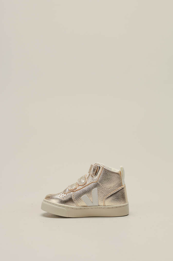 zoom in on Goud Sneaker image Goud Sneaker image