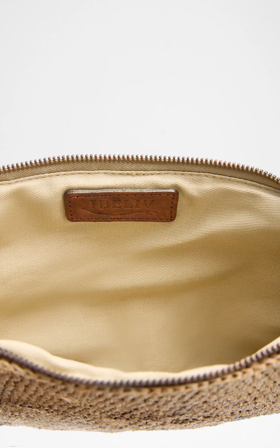 zoom in on Lichtbeige Clutch image Lichtbeige Clutch image