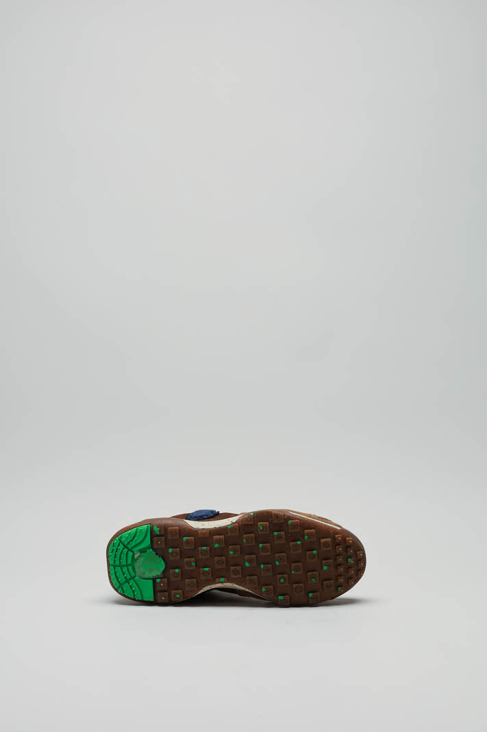 zoom in on Cognac Sneaker image Cognac Sneaker image