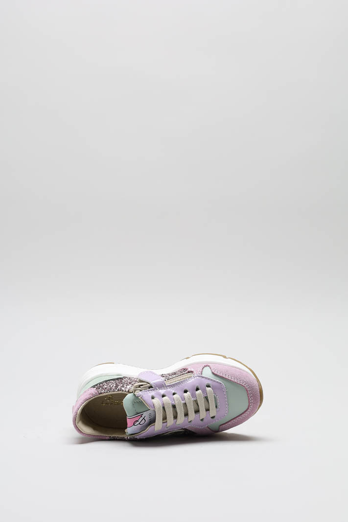 zoom in on Lila Sneaker image Lila Sneaker image