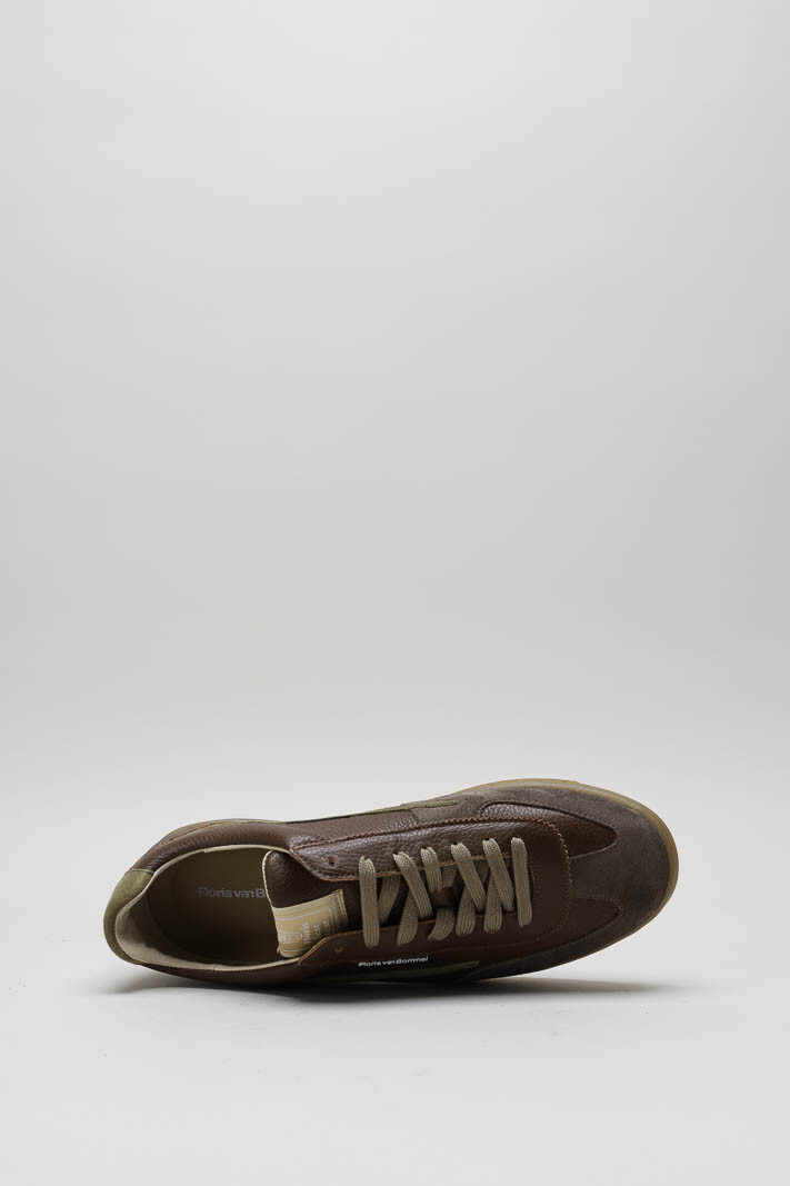 zoom in on Bruin Sneaker image Bruin Sneaker image