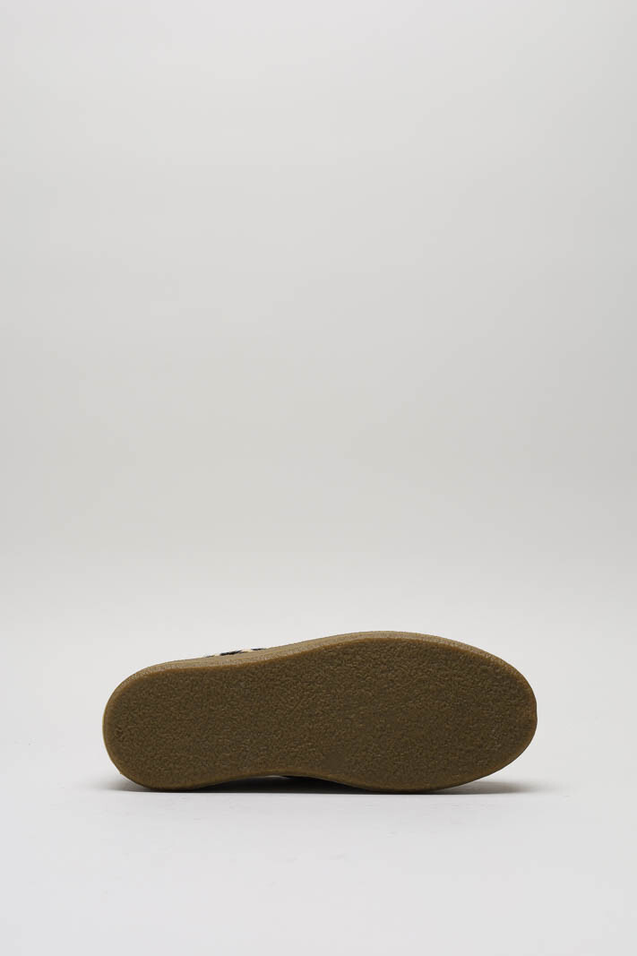zoom in on Beige Bootschoen image Beige Bootschoen image