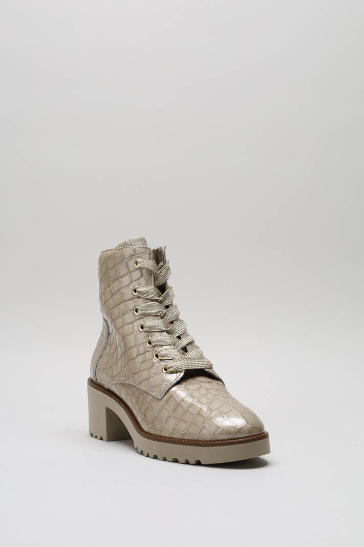 Beige Enkellaars hak
