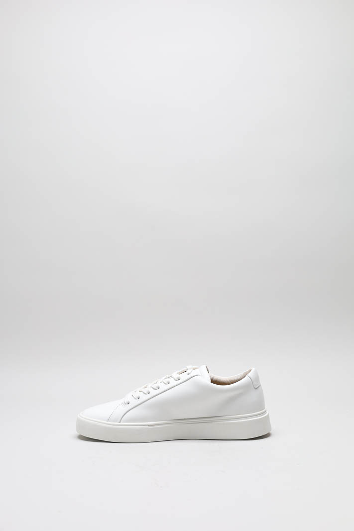 zoom in on Wit Sneaker image Wit Sneaker image