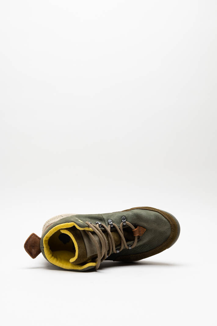 zoom in on Groen Sneaker image Groen Sneaker image