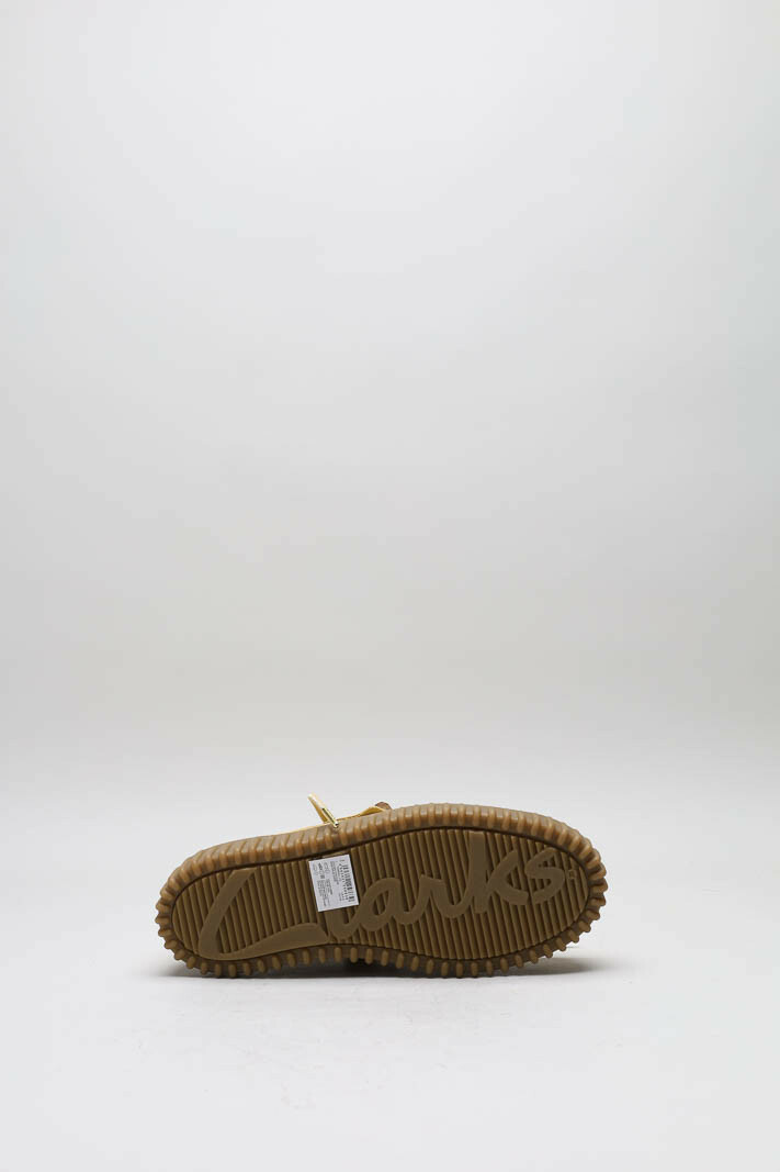 zoom in on Oker Sneaker image Oker Sneaker image