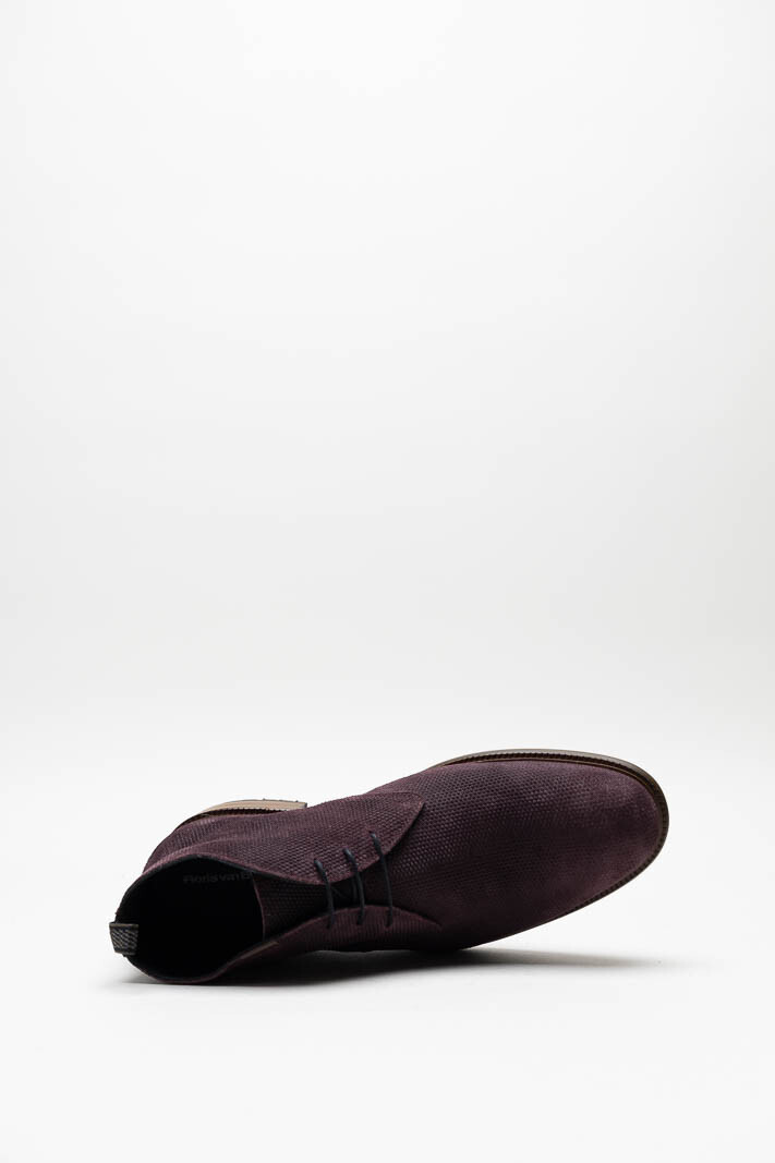 zoom in on Aubergine Veterschoen hoog image Aubergine Veterschoen hoog image