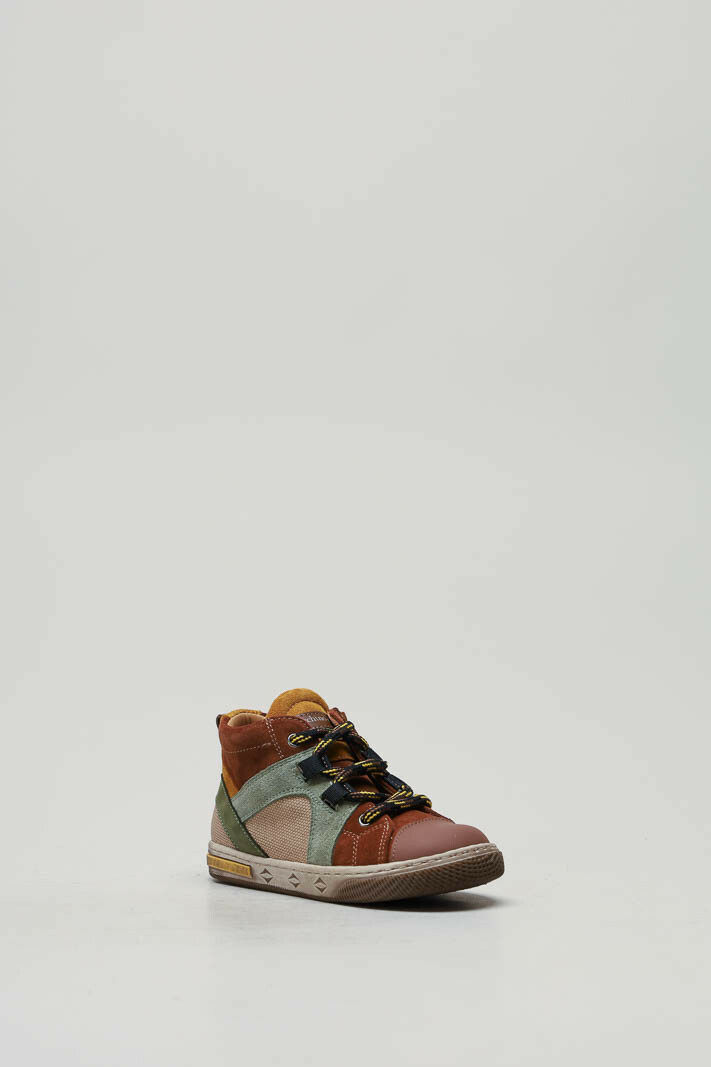 Bruin Sneaker