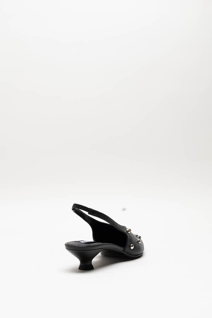 Zwart Pump image