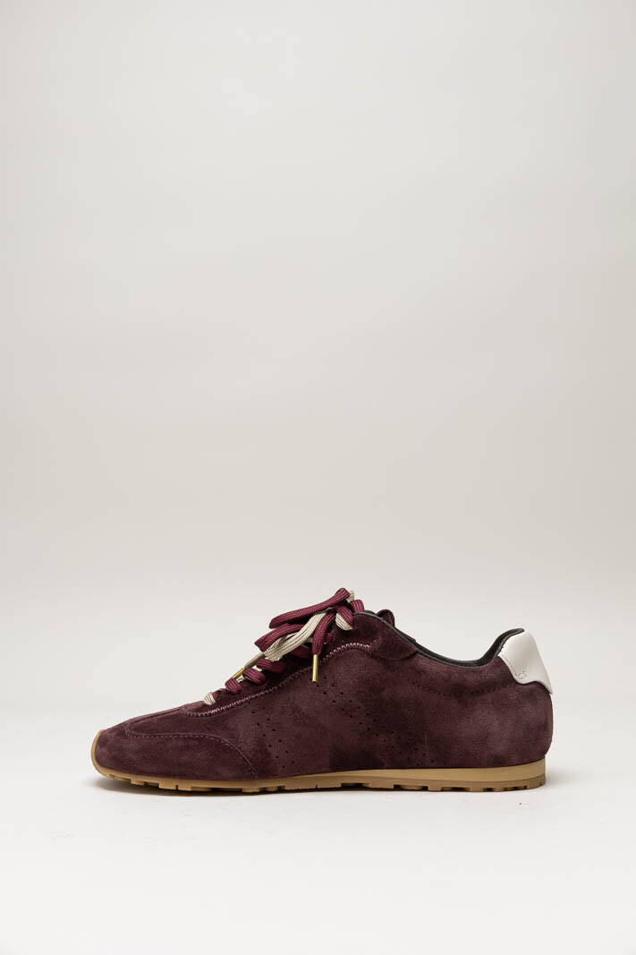 Bordeaux Sneaker image