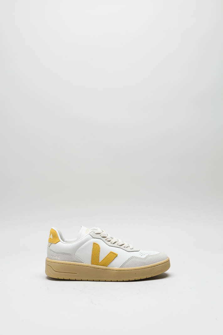 Ecru Sneaker