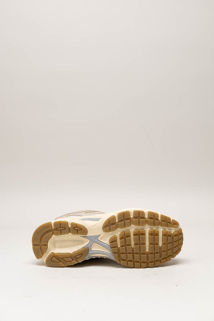 Donkerbeige Sneaker image