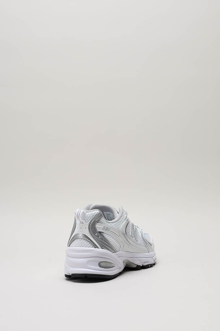 zoom in on Wit Sneaker image Wit Sneaker image