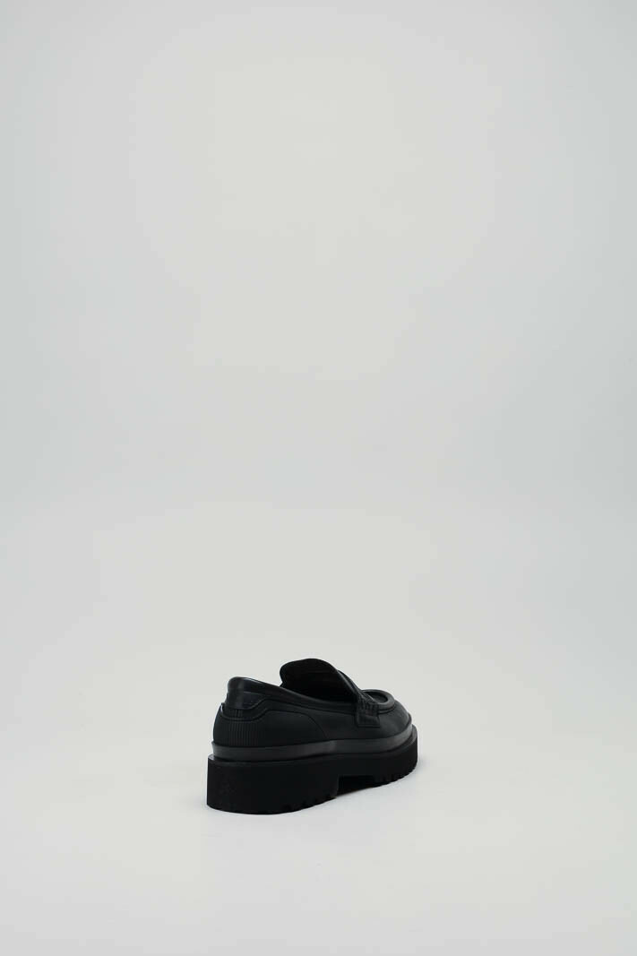 zoom in on Zwart Mocassin image Zwart Mocassin image
