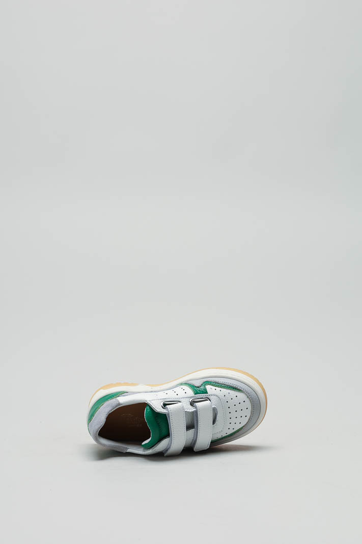 zoom in on Wit Velcro schoen image Wit Velcro schoen image