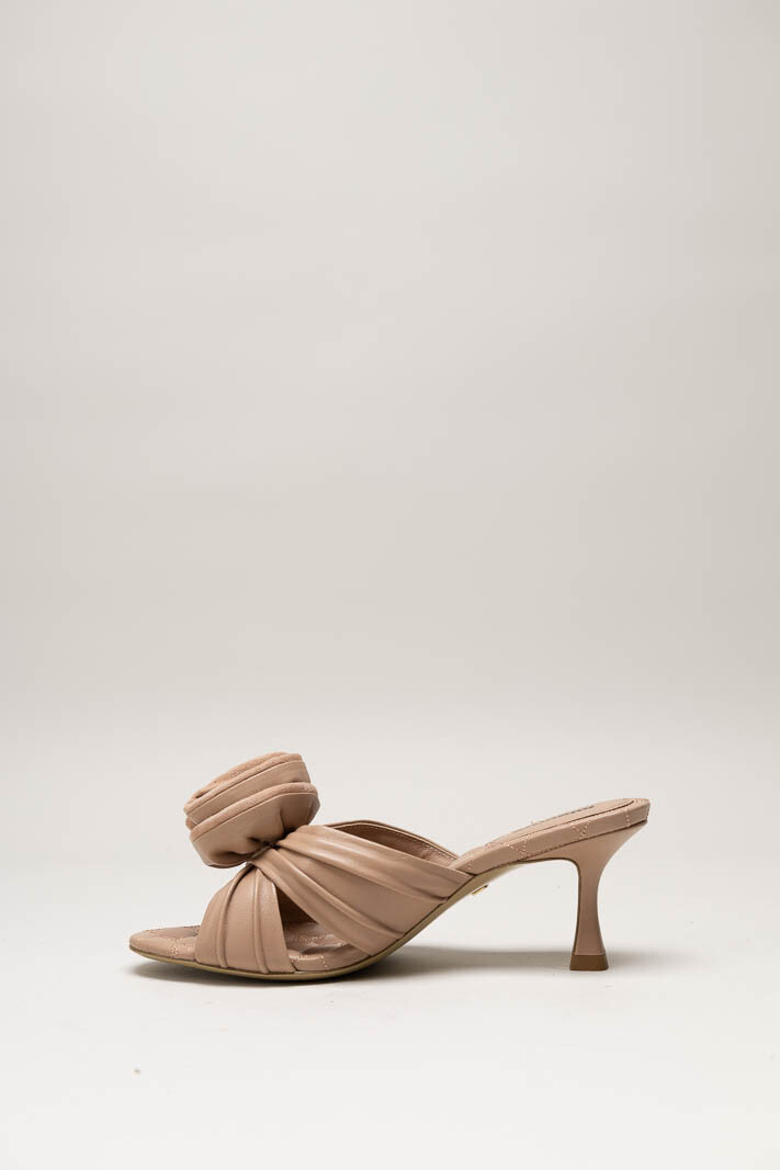 Oudroze Muiltje image