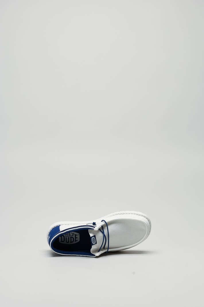 zoom in on Wit Sneaker image Wit Sneaker image