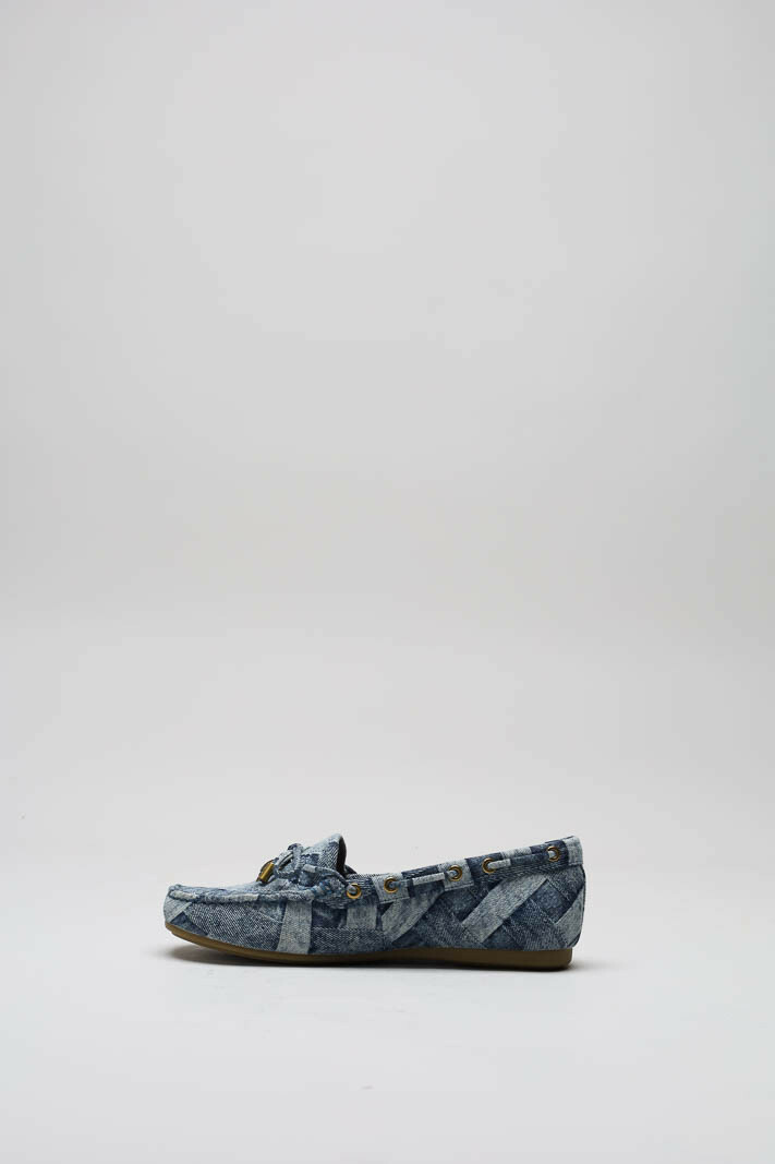 zoom in on Blauw Mocassin image Blauw Mocassin image