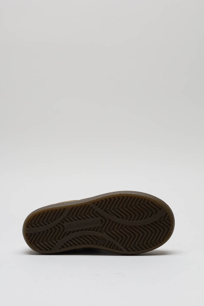 zoom in on Bruin Sneaker image Bruin Sneaker image