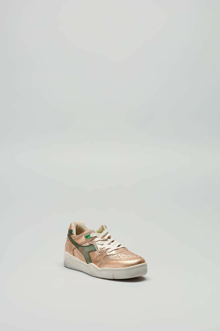 zoom in on Goud Sneaker image Goud Sneaker image