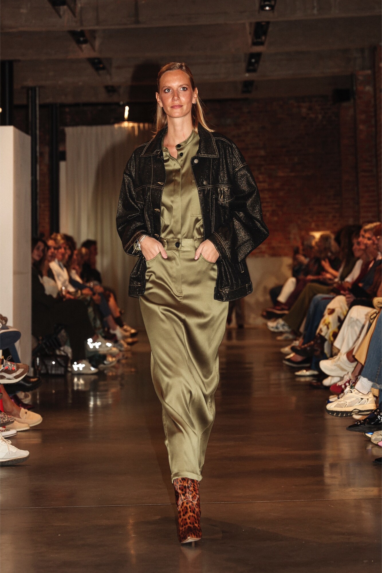 Runway Show PT.1 - 0.51