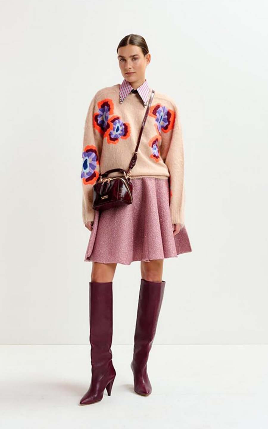 zoom in on Oudroze Sweater/trui image Oudroze Sweater/trui image