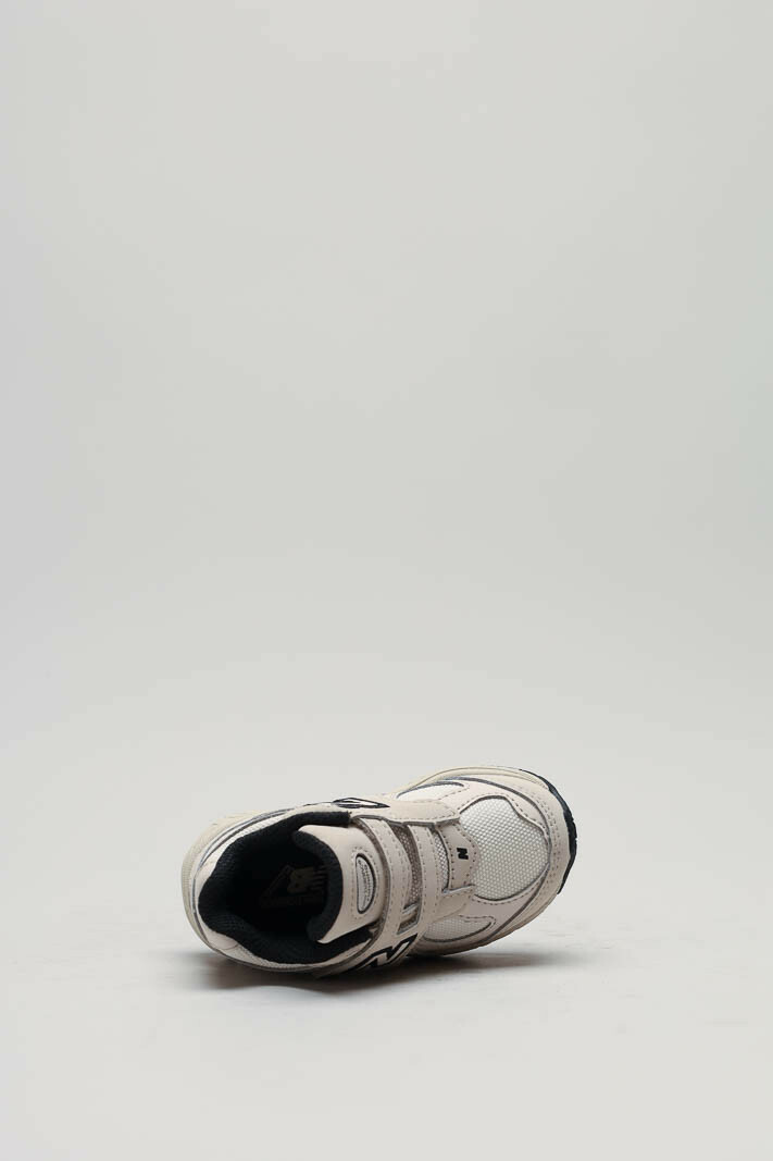 zoom in on Ecru Sneaker image Ecru Sneaker image
