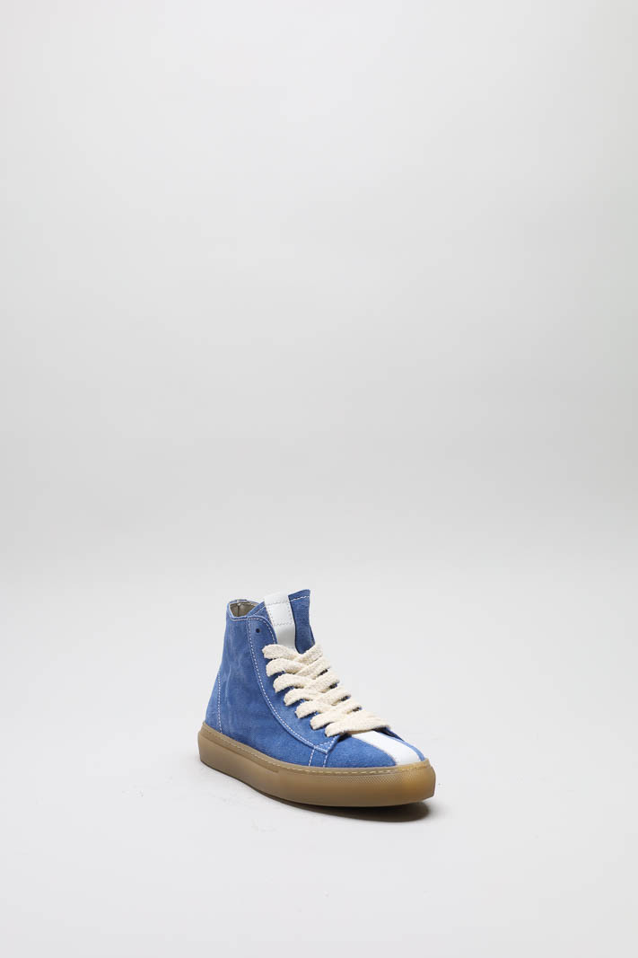 zoom in on Blauw Sneaker image Blauw Sneaker image