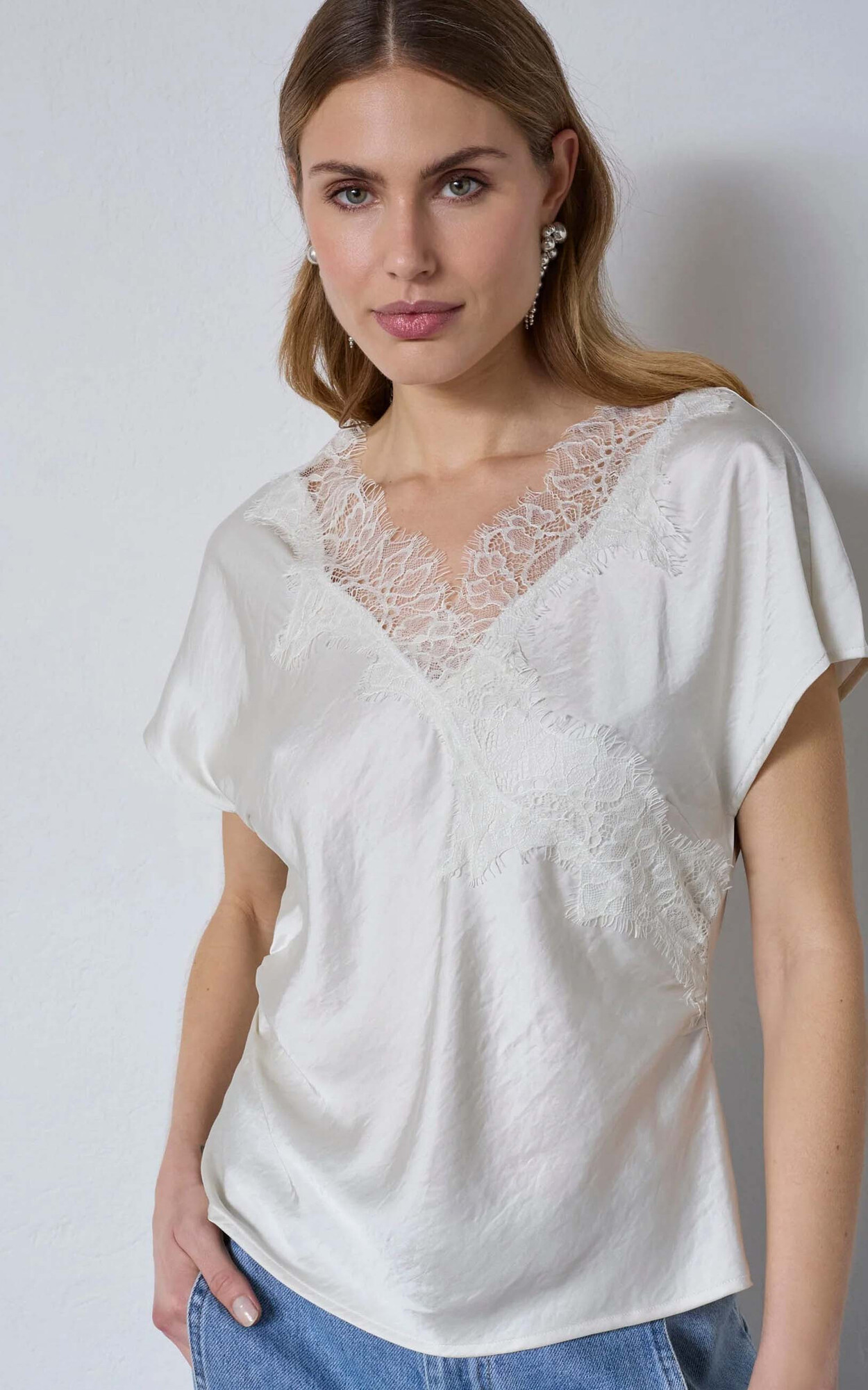 Ecru T-shirt/top