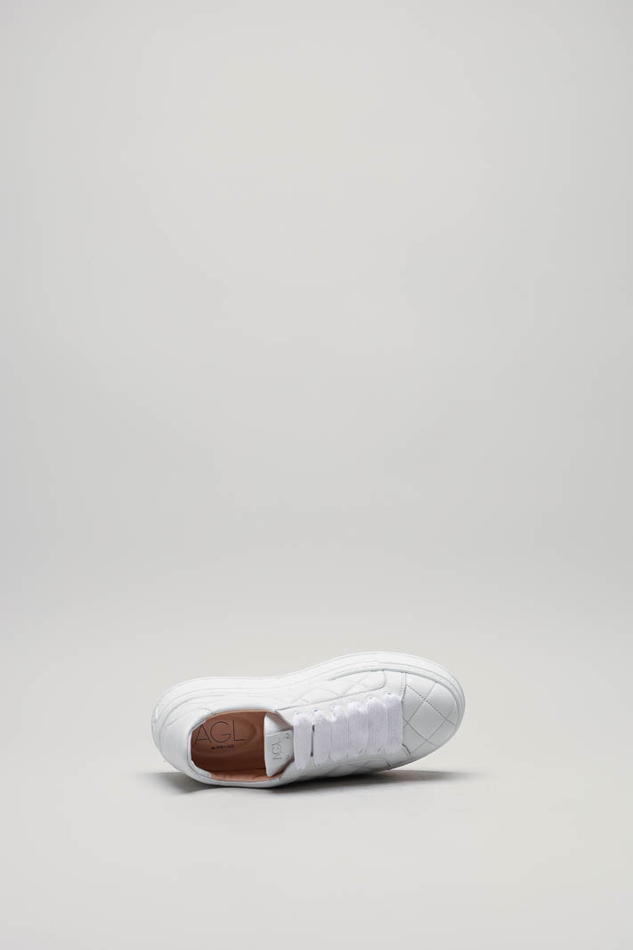 zoom in on Wit Sneaker image Wit Sneaker image