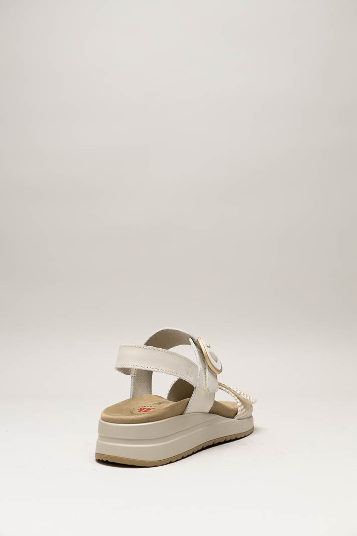 Lichtbeige Sandaal sleehak image