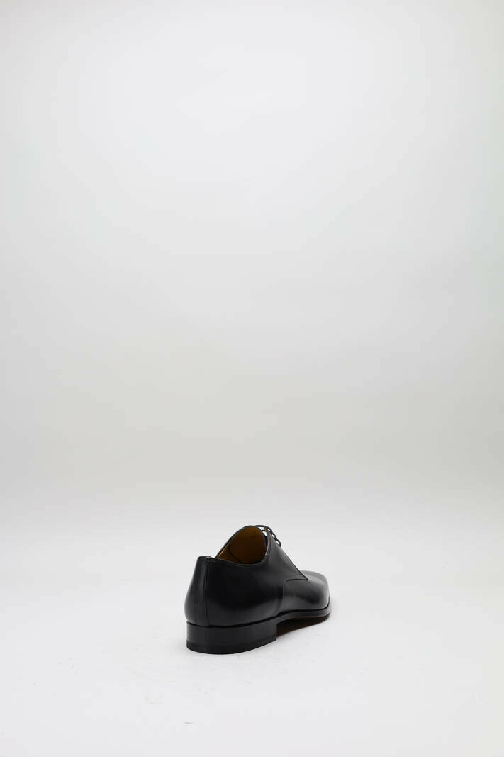 zoom in on Zwart Veterschoen image Zwart Veterschoen image
