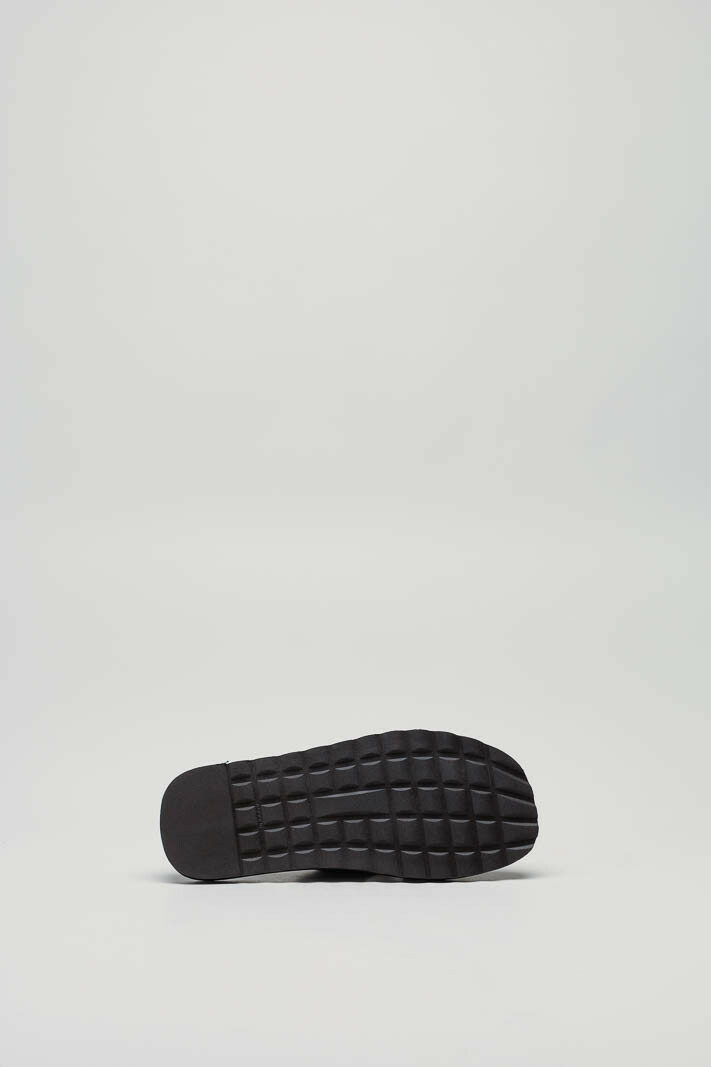 zoom in on Bruin Slipper image Bruin Slipper image