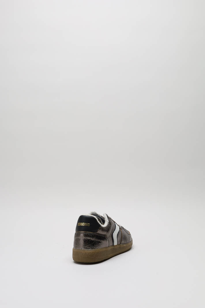 zoom in on Platina Sneaker image Platina Sneaker image