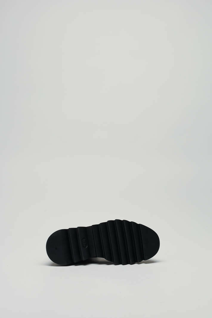 zoom in on Zwart Enkellaars plat image Zwart Enkellaars plat image