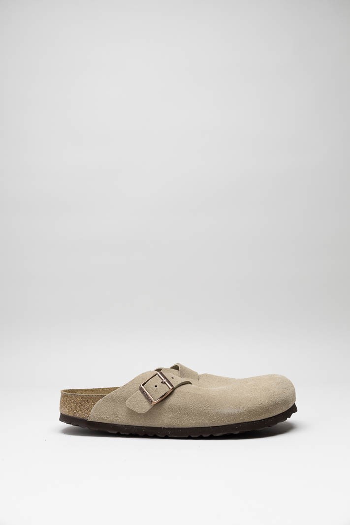Taupe Muil