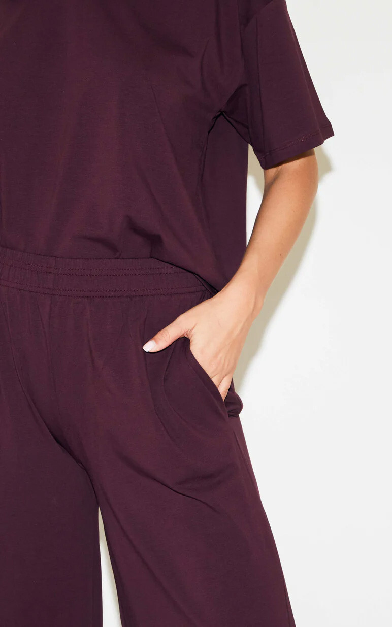 zoom in on Bordeaux Broek image Bordeaux Broek image
