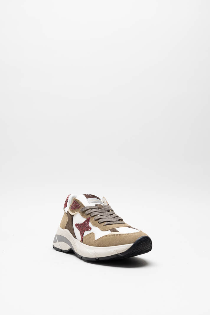 Bruin Sneaker