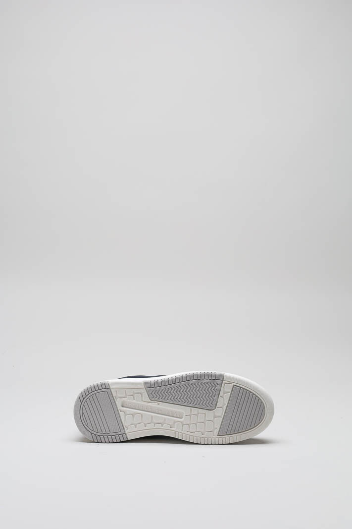 zoom in on Blauw Sneaker image Blauw Sneaker image